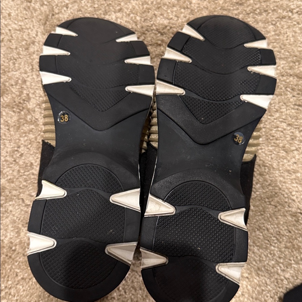 All Black Stylish women’s Black and gold Slip-On Sneakers - Picture 5 of 6